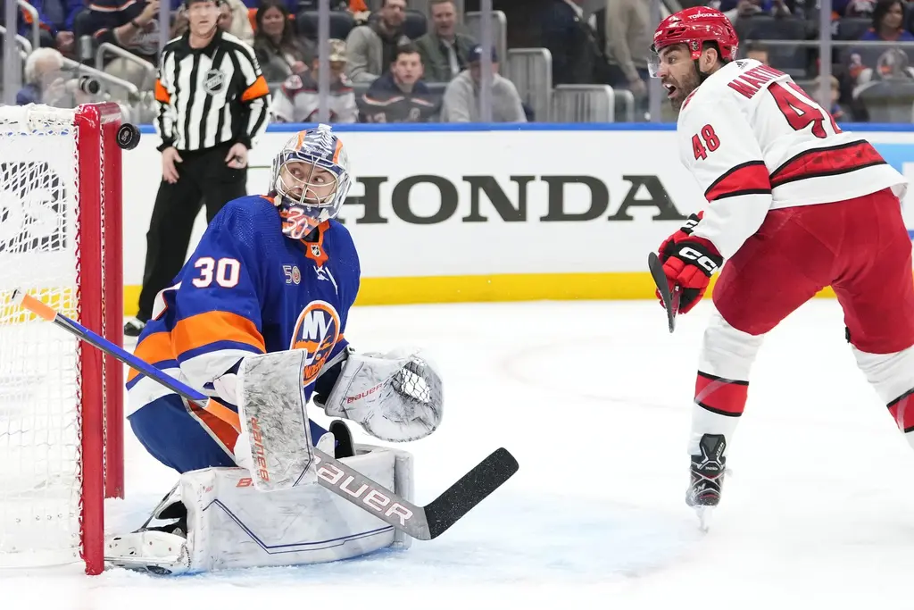 Carolina Hurricanes, New York Islanders